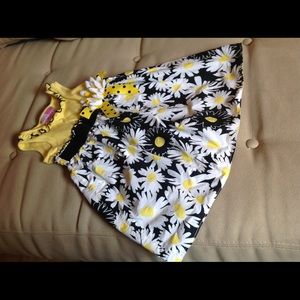 🐝 bumblebee. Beautiful dress size 3T